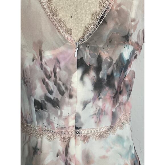 Little Mistress Romantic Button Front Maxi Dress - Picture 5 of 11